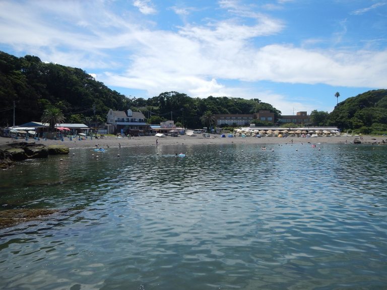 油壺周辺の海水浴場・駐車場 三浦半島ビーチマップ