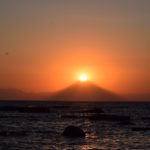キャッツアイ・ダイヤモンド富士 in 三戸浜海岸